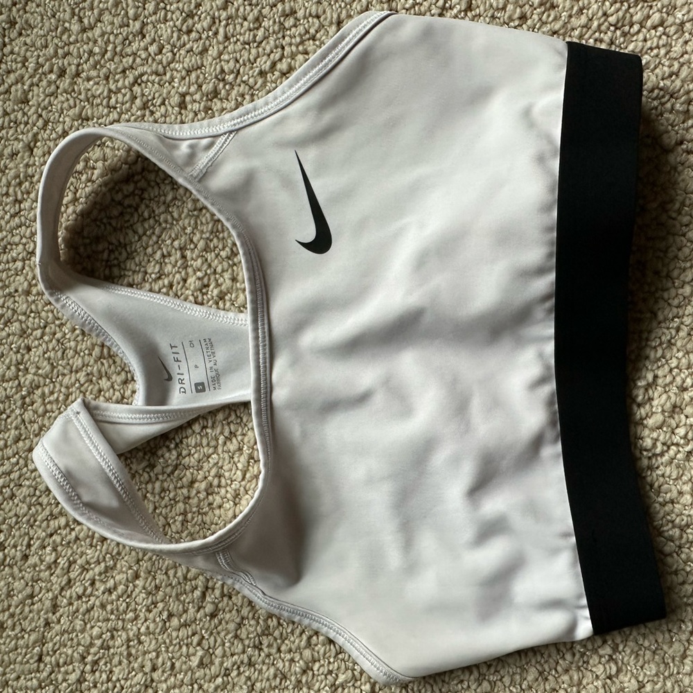 Nike bra